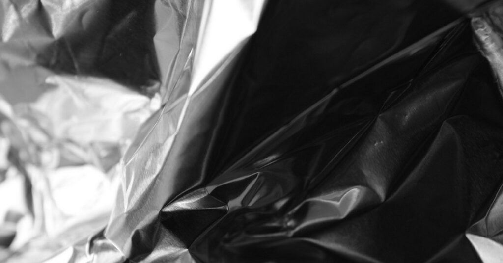 Wary - Exploring Brokenness: Poetry on Pain, Anger, and Human Flaws Wary - Exploring Brokenness: Poetry on Pain, Anger, and Human Flaws