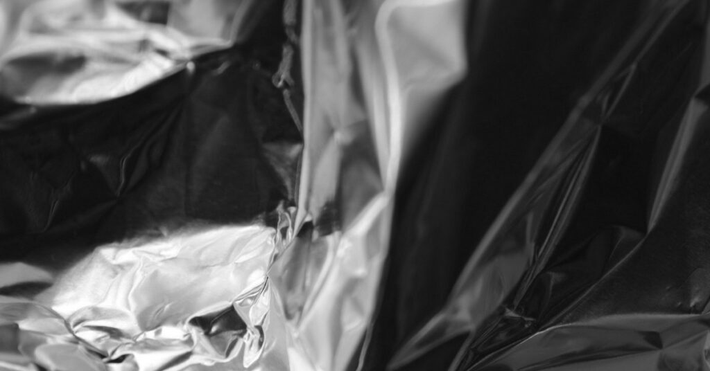 Countenance - Exploring Brokenness: Poetry on Pain, Anger, and Human Flaws Countenance - Exploring Brokenness: Poetry on Pain, Anger, and Human Flaws